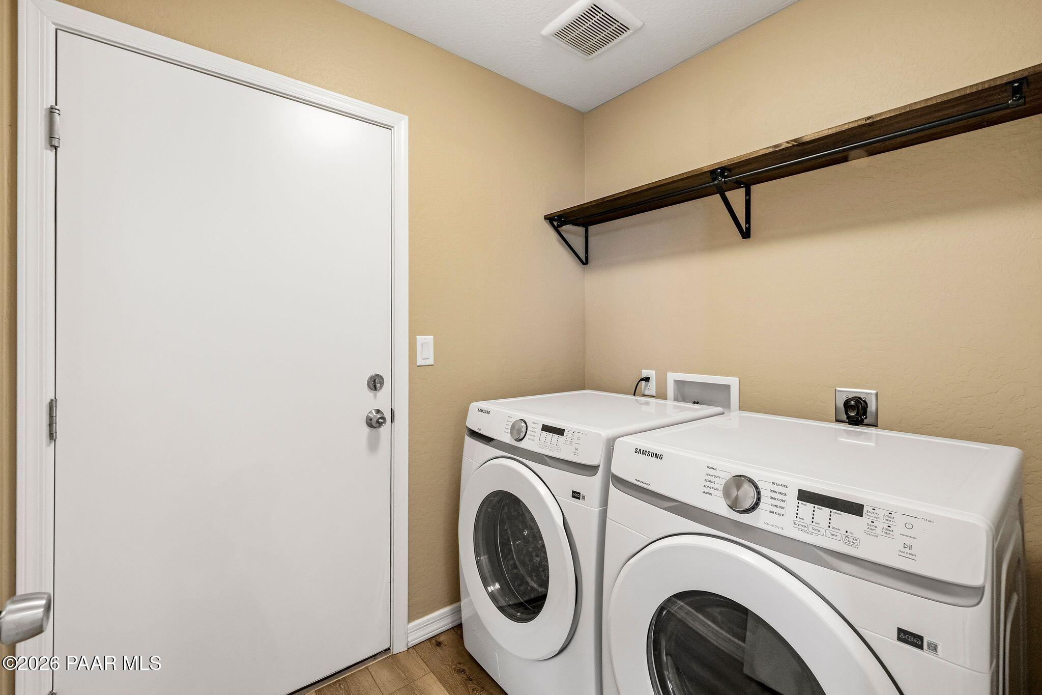 1720 North Topaz Road Prescott, AZ 86301 - Photo 17 of 46 081-Laundry