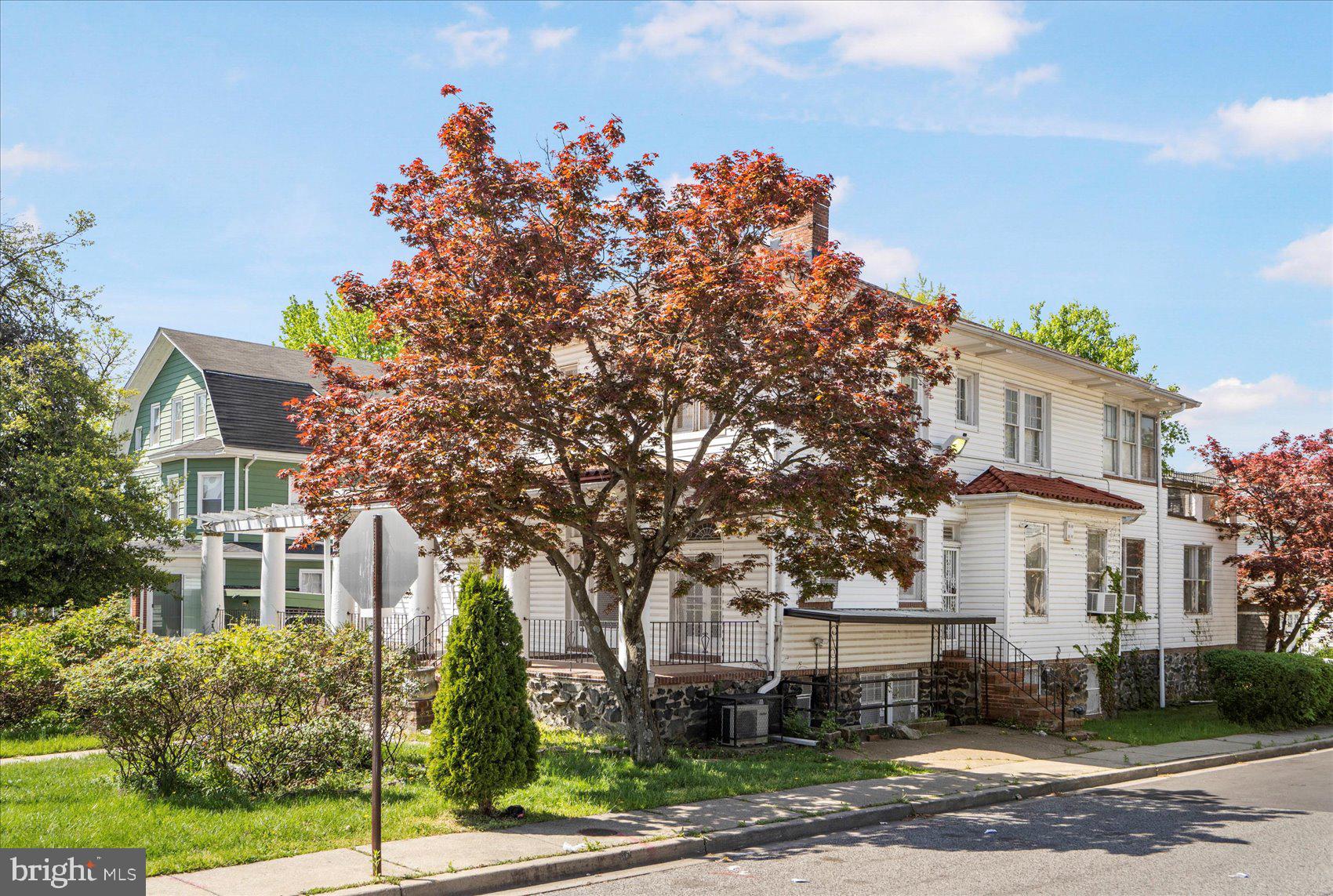 2406 Garrison Boulevard Baltimore, MD 21216 - Photo 2 of 51