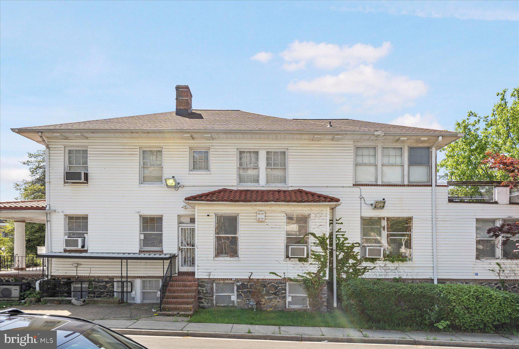 2406 Garrison Boulevard Baltimore, MD 21216 - Photo 38 of 51