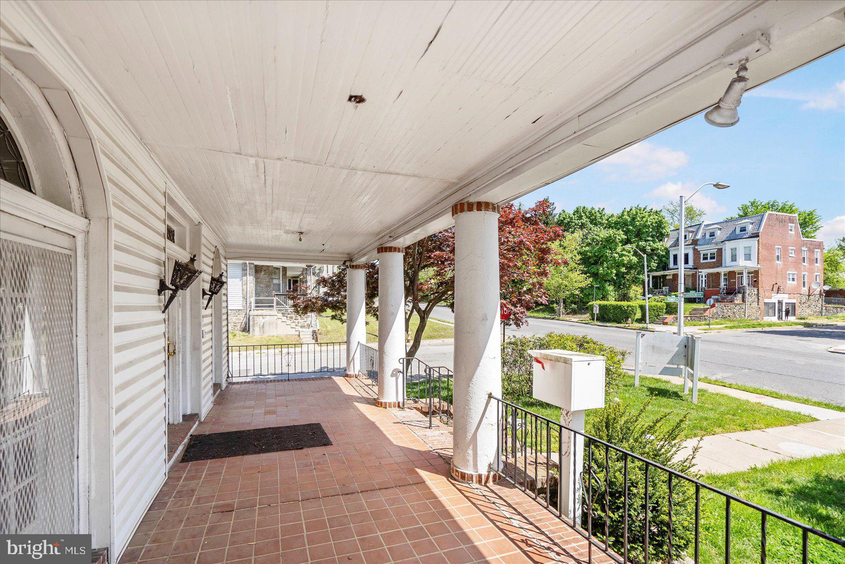 2406 Garrison Boulevard Baltimore, MD 21216 - Photo 6 of 51