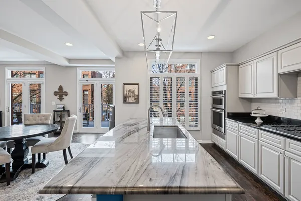 $6,500 | 2740 Valor Drive, Unit 1, Glenview, IL 60026