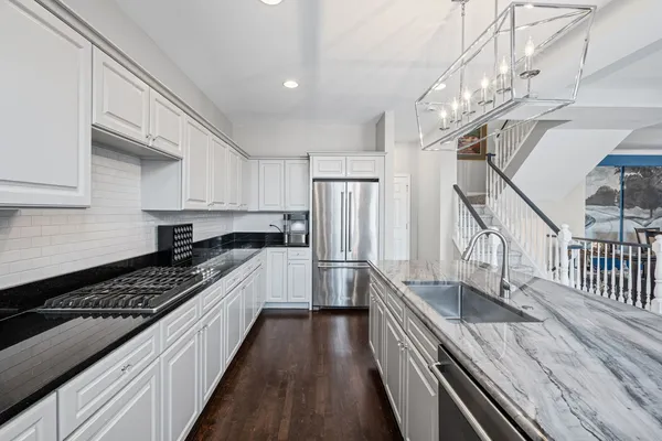 $6,500 | 2740 Valor Drive, Unit 1, Glenview, IL 60026