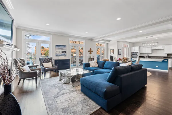 $6,500 | 2740 Valor Drive, Unit 1, Glenview, IL 60026