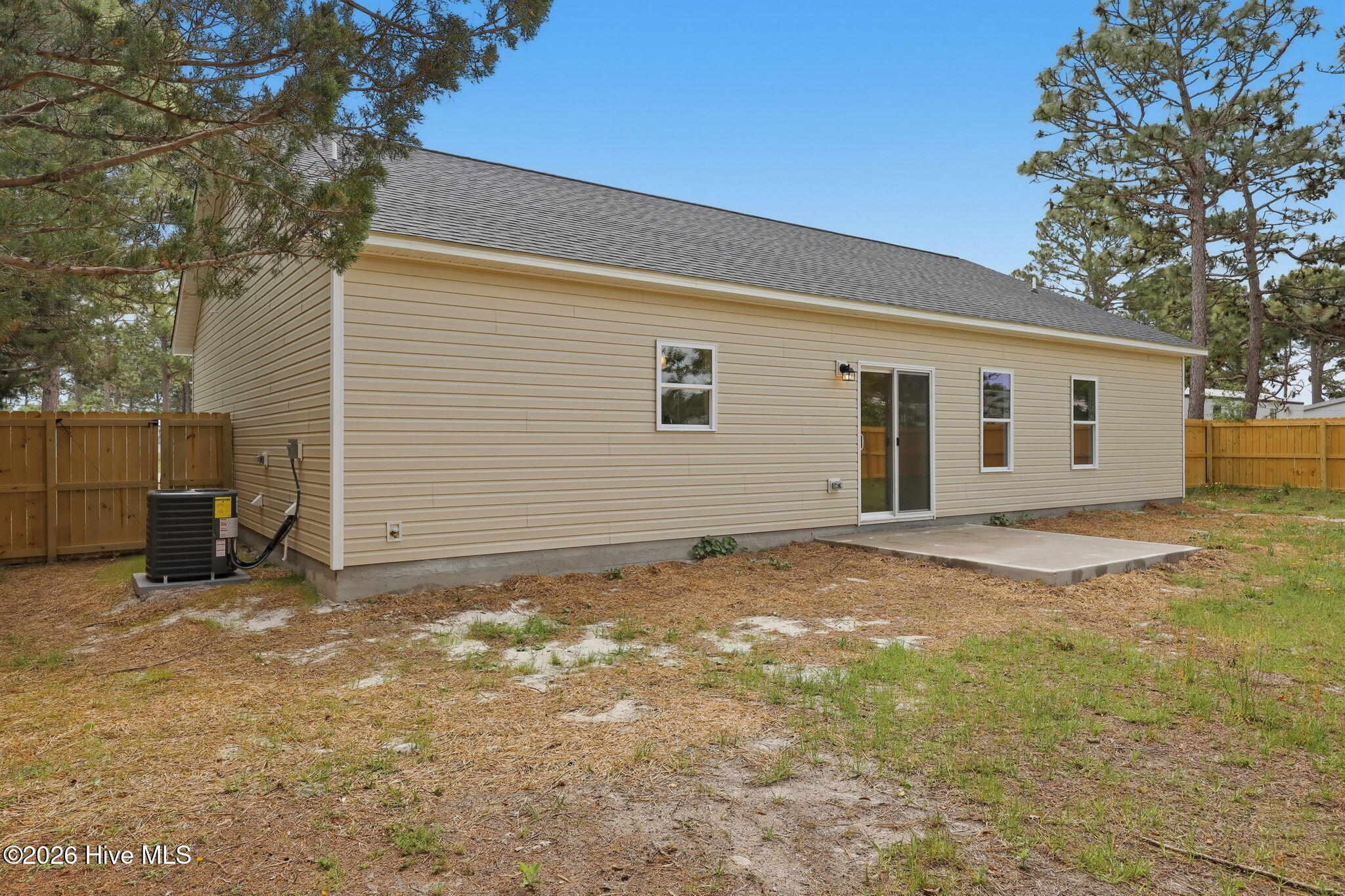 113 North Kings Street Hubert, NC 28539 - Photo 37 of 44