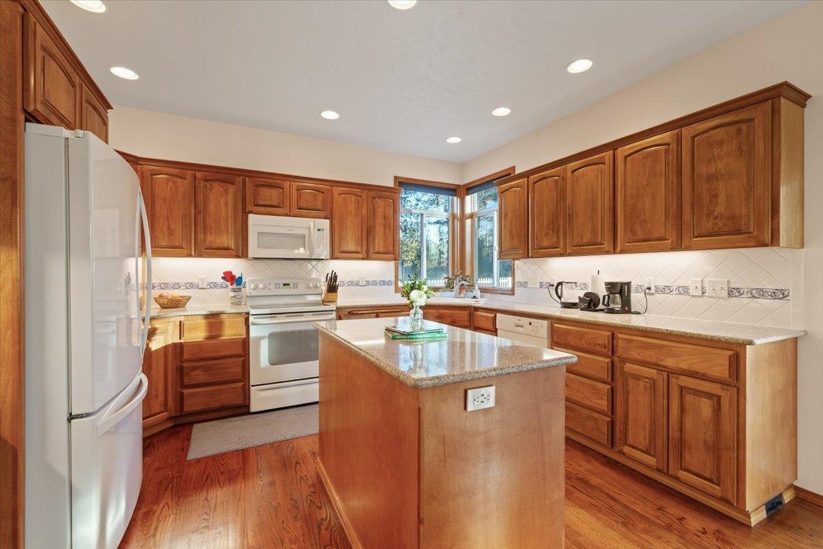 728 East Golden Road Spokane, WA 99208 - Photo 12 of 39 Gallery Image 12