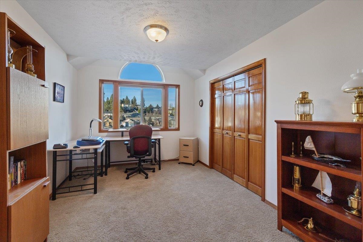 728 East Golden Road Spokane, WA 99208 - Photo 20 of 39 Gallery Image 20
