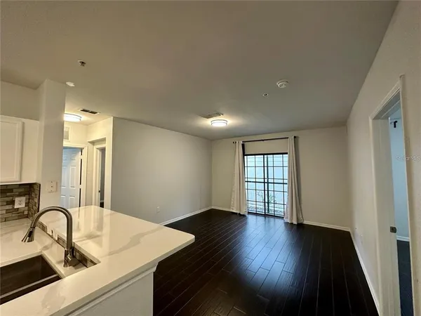 $1,900 | 5550 East Michigan Street, Unit 3125, Orlando, FL 32822