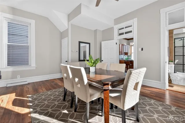 $229,500 | 1212 North 3rd Street, St. Charles, MO 63301