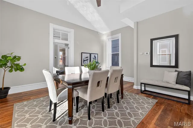 $229,500 | 1212 North 3rd Street, St. Charles, MO 63301