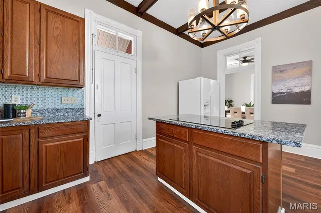 $229,500 | 1212 North 3rd Street, St. Charles, MO 63301