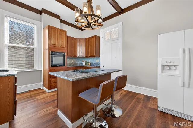 $229,500 | 1212 North 3rd Street, St. Charles, MO 63301