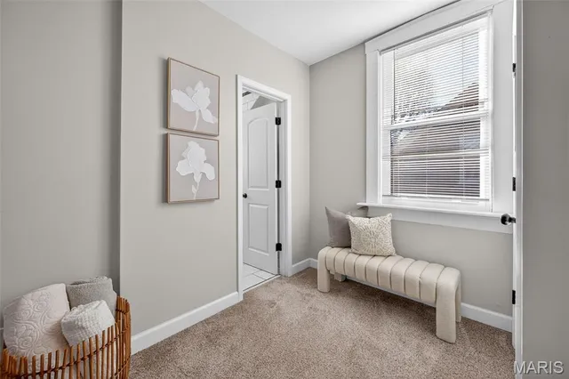 $229,500 | 1212 North 3rd Street, St. Charles, MO 63301