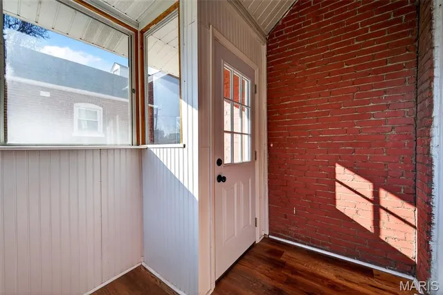 $229,500 | 1212 North 3rd Street, St. Charles, MO 63301