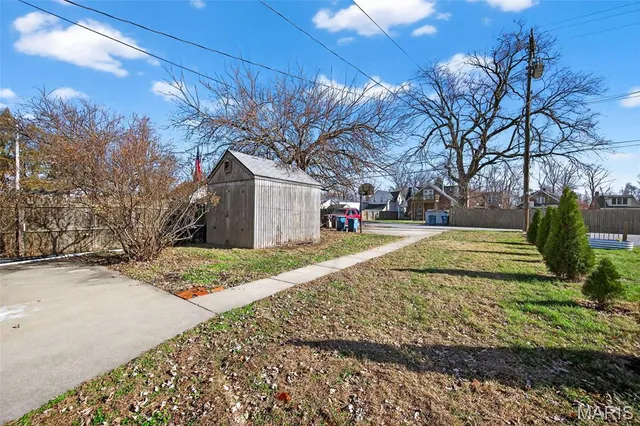 $229,500 | 1212 North 3rd Street, St. Charles, MO 63301