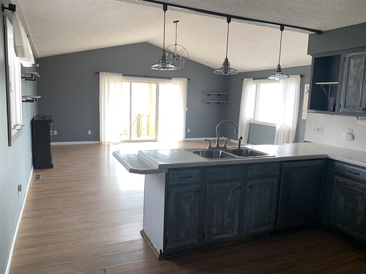 13258 Morrish Road Montrose, MI 48457 - Photo 11 of 31 50037418-10.JPG