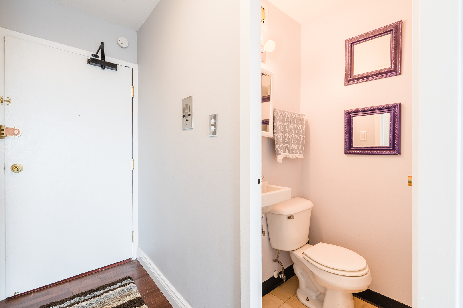 6166 North Sheridan Road, Unit 26L Chicago, IL 60660 - Photo 11 of 20