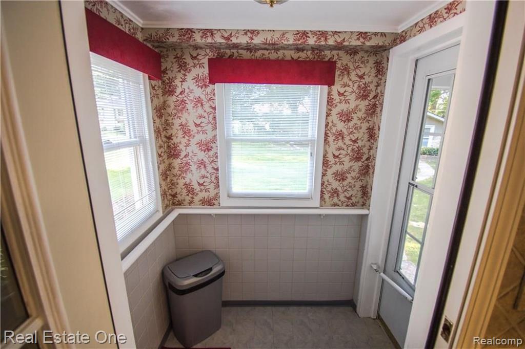 590 Lehigh Road Rochester Hills, MI 48307 - Photo 33 of 37