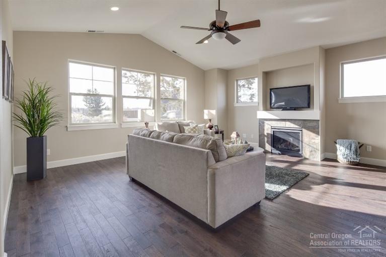 20780 Northeast Horizon Ridge Place Bend, OR 97701 - Photo 6 of 24 Additional Photo