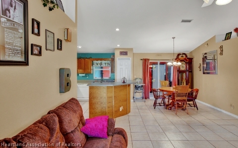 3822 El Rado Avenue Sebring, FL 33872 - Photo 6 of 24 Gallery Image 6