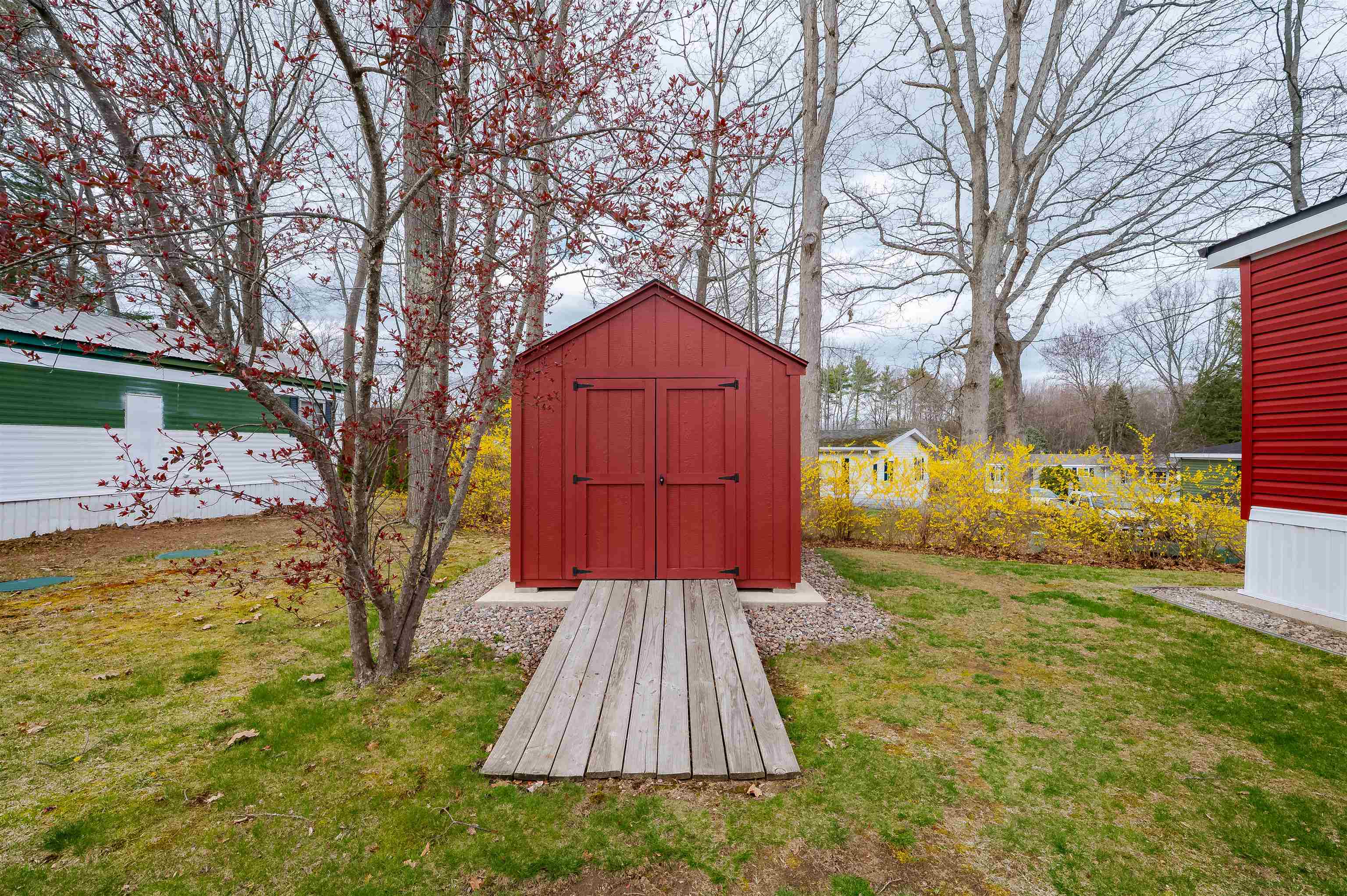 7 South Dewberry Rochester, NH 03867 - Photo 18 of 23