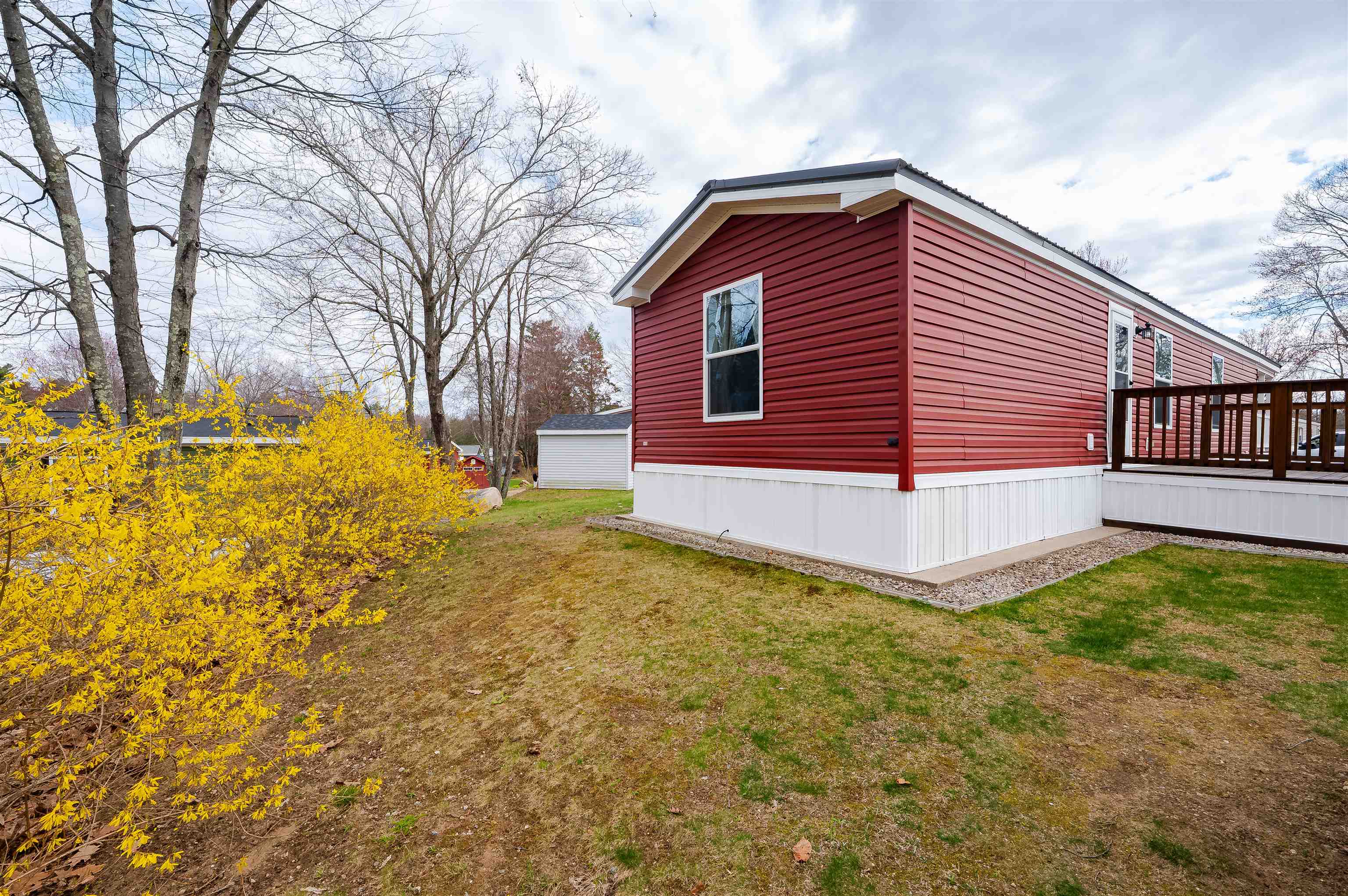 7 South Dewberry Rochester, NH 03867 - Photo 19 of 23