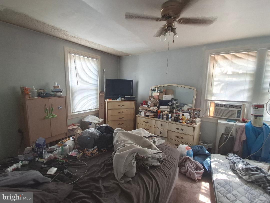 130 Westdale Road Upper Darby, PA 19082 - Photo 13 of 22 Bedroom 1