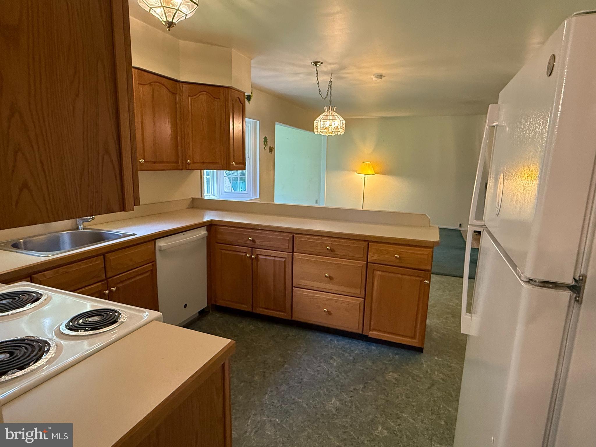203 Moore Road Wallingford, PA 19086 - Photo 10 of 26