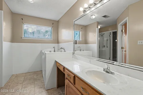$250,000 | 8339 Cross Point Drive, Olive Branch, MS 38654