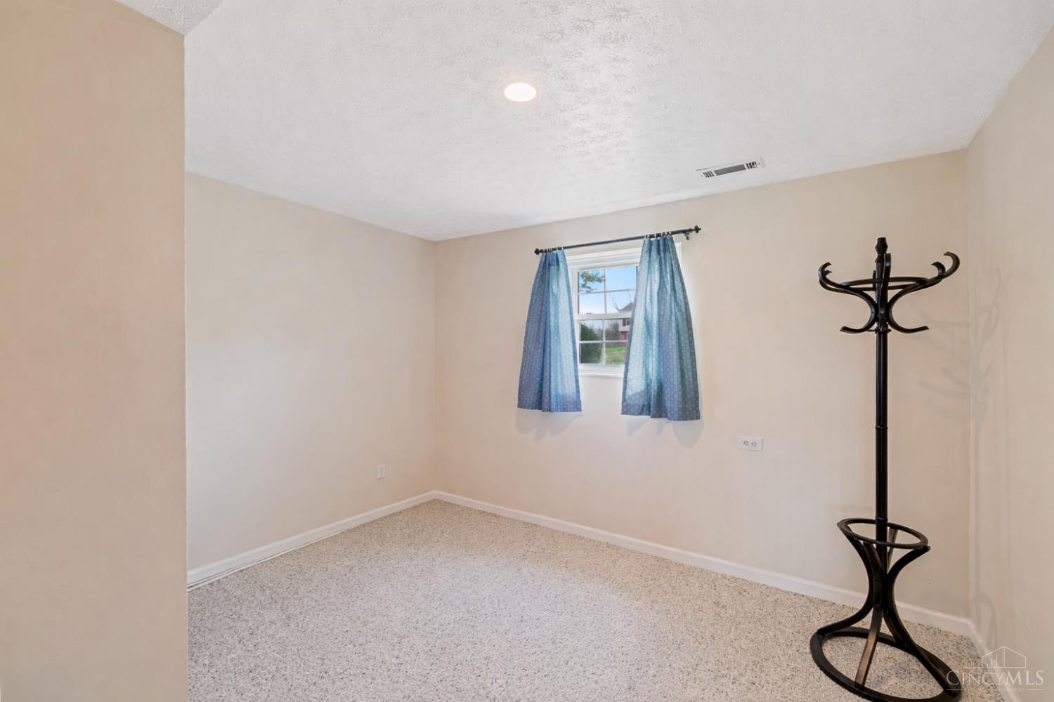 3518 Danbury Road Fairfield, OH 45014 - Photo 13 of 29