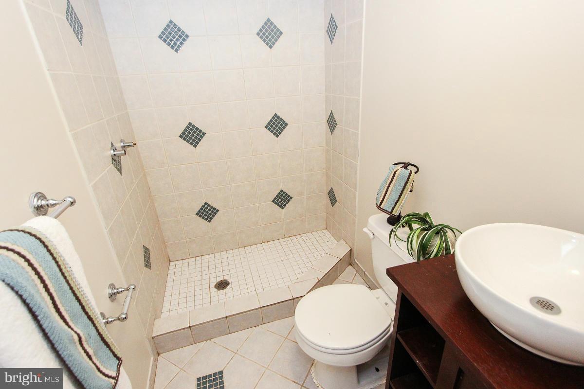 12806 Kitchen House Way Germantown, MD 20874 - Photo 24 of 30 Bath