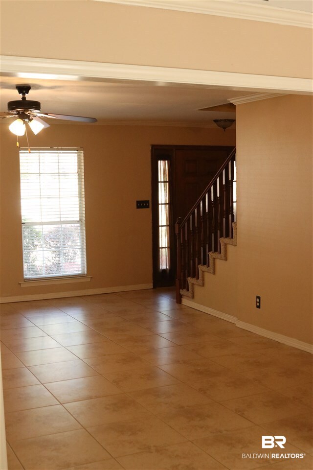 169 Lakeview Loop Daphne, AL 36526 - Photo 8 of 15