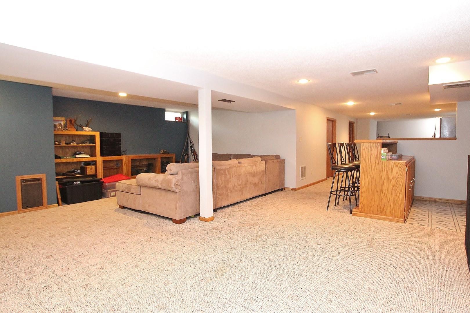 4624 Sandridge Road Fort Wayne, IN 46815 - Photo 17 of 22 Gallery Image 17