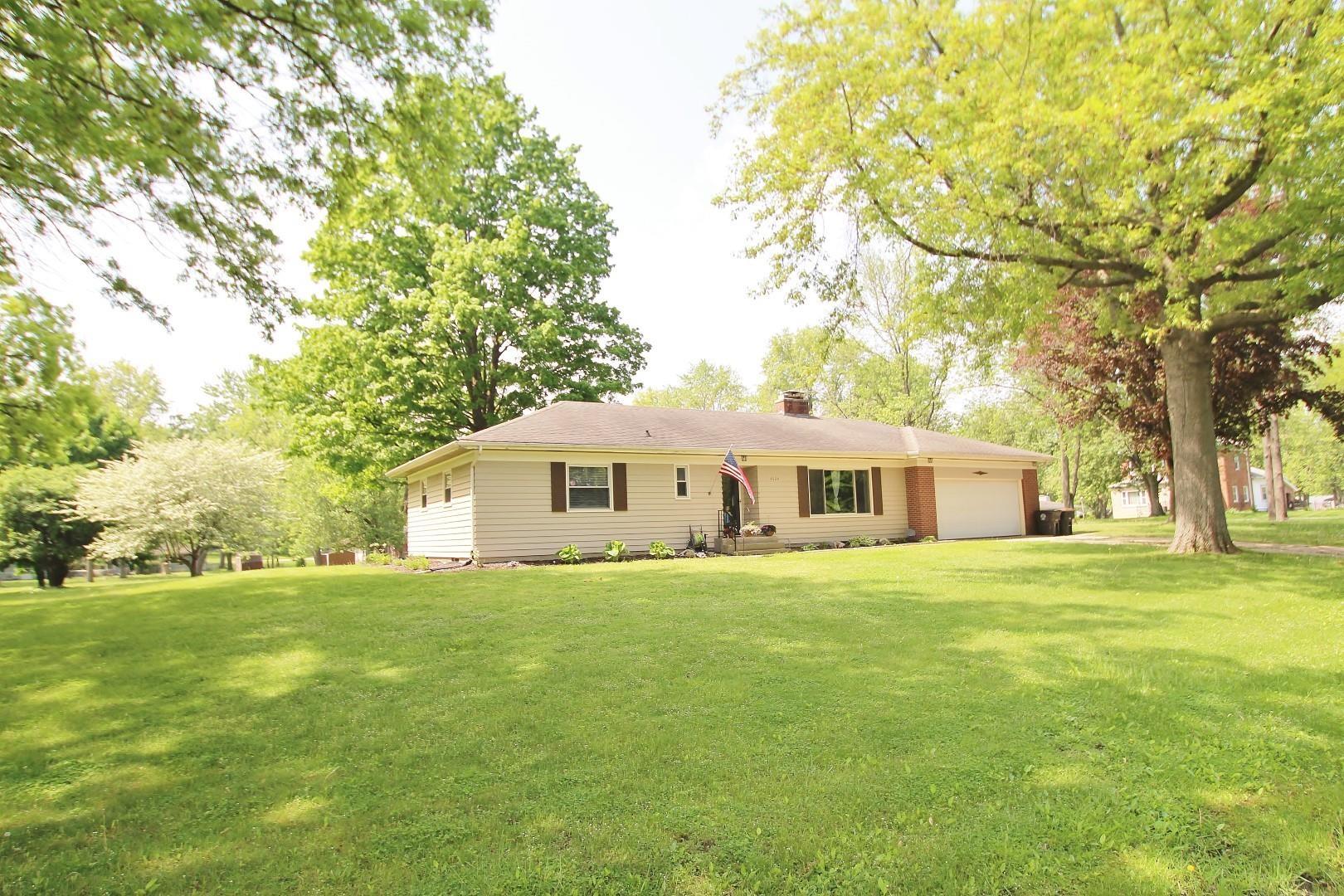 4624 Sandridge Road Fort Wayne, IN 46815 - Photo 2 of 22 Gallery Image 2