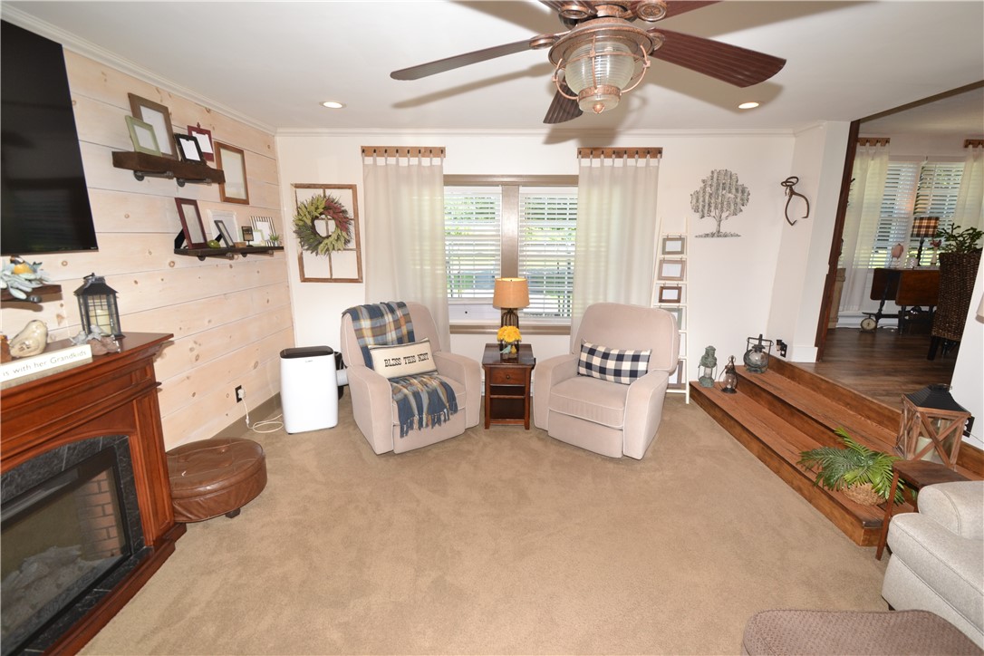 3009 Hance Road Macedon, NY 14502 - Photo 13 of 36 Family room