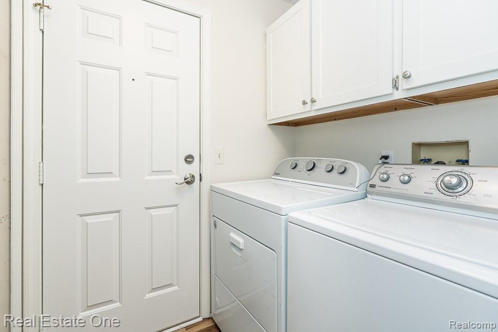 1665 Huntington Park, Unit E Rochester, MI 48309 - Photo 24 of 40