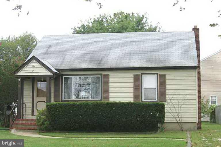 135 Dale Road Pasadena, MD 21122 - Photo 1 of 14 Exterior (Main)
