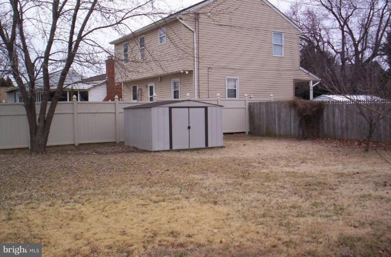135 Dale Road Pasadena, MD 21122 - Photo 2 of 14 Exterior #2