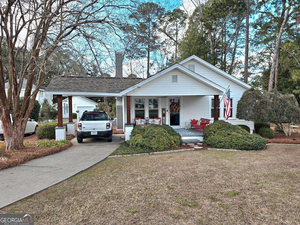 647 Grand Street Ashburn, GA 31714 - Photo 1 of 45