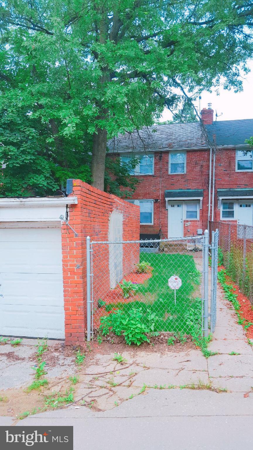 972 North Hill Road Baltimore, MD 21218 - Photo 17 of 23 Exterior (Rear)