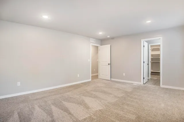 $379,990 | 17545 Beechwood Lane, Spring Lake, MI 49456