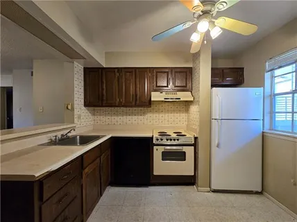 $91,000 | 3126 Edenborn Avenue, Unit 616, Metairie, LA 70002