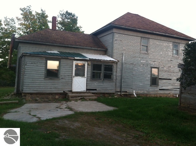 4378 South Brinton Road Blanchard, MI 49310 - Photo 3 of 5 1777782-2.JPG