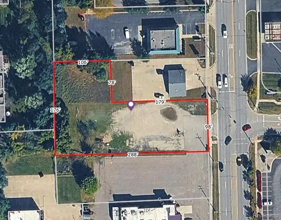$599,900 | 1301 North Leroy Street, Fenton, MI 48430