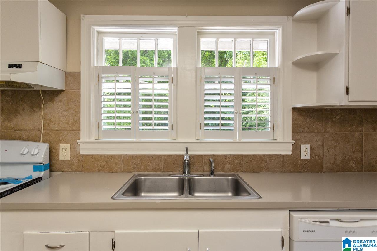 844 Hillcrest Road Birmingham, AL 35235 - Photo 11 of 41 Gallery Image 11