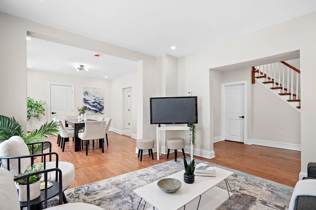 45 Como Road Boston, MA 02136 - Photo 2 of 16