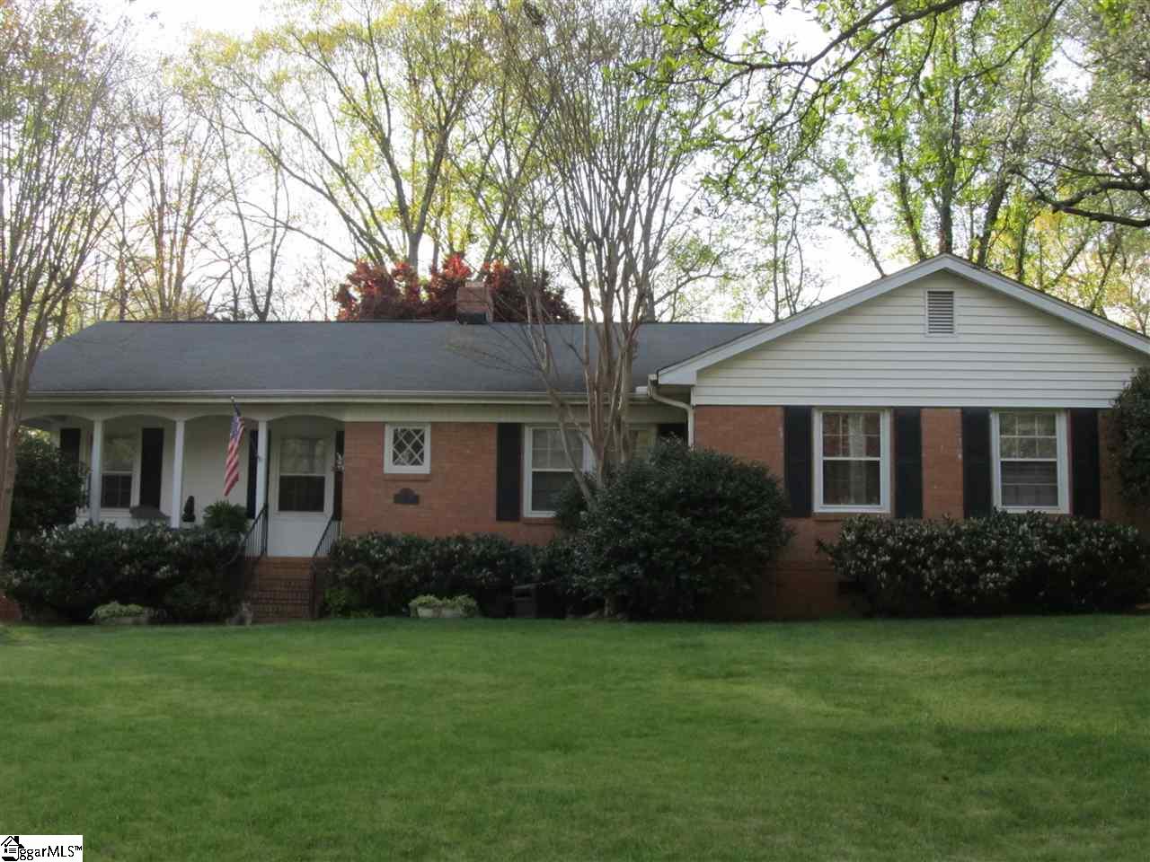 15 Alpine Way Greenville, SC 29609 - Photo 1 of 31 Gallery Image 1
