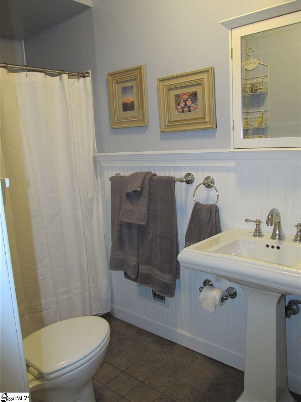 15 Alpine Way Greenville, SC 29609 - Photo 17 of 31 Gallery Image 17