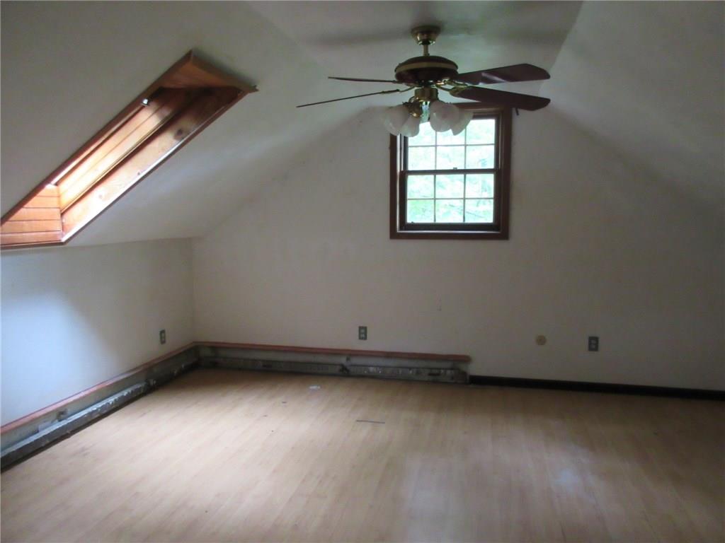 906 Crawford Road Pittsburgh, PA 15237 - Photo 8 of 13 Gallery Image 8