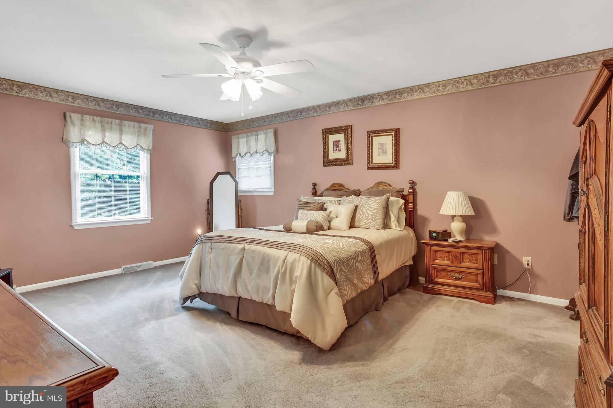 1812 Appletree Road Harrisburg, PA 17110 - Photo 14 of 26 Gallery Image 14