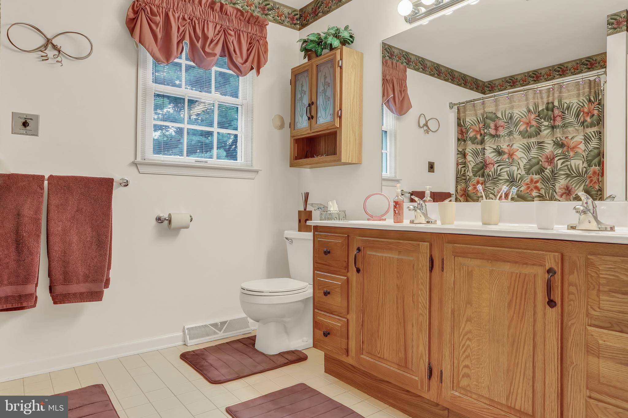 1812 Appletree Road Harrisburg, PA 17110 - Photo 15 of 26 Gallery Image 15